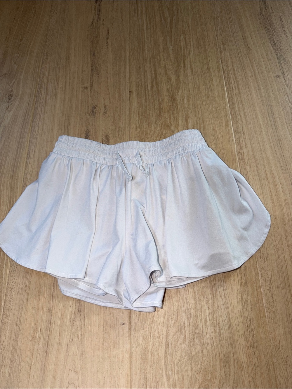 Abercrombie kids white shorts either flowy skirt elastic Waist size 11/12